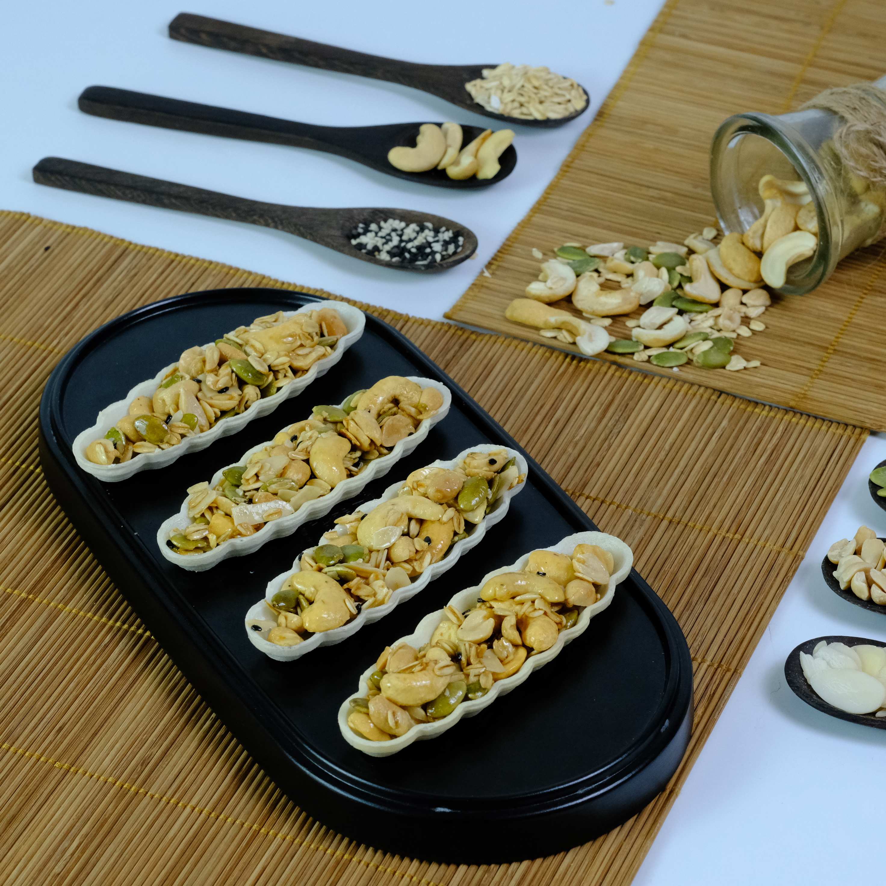 Bánh thuyền mix hạt